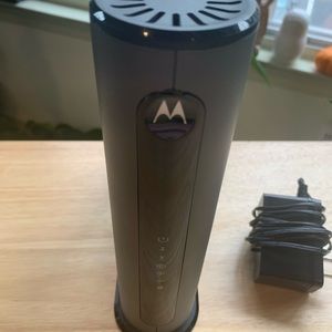 New Motorola MG7540 Modem